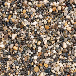 Ciottoli colorati di varie dimensioni.